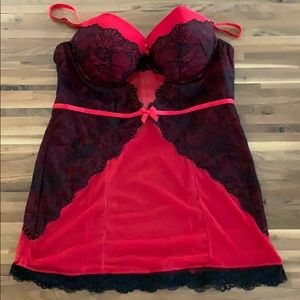 Fredrick’s red and black chemise size XL NWOT